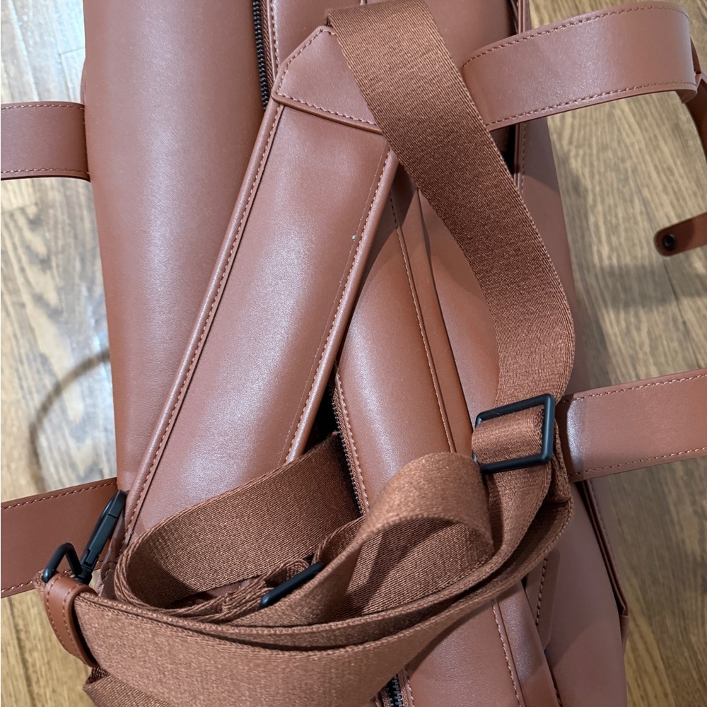 Monos Metro Weekender Bag - Picture 3 of 7
